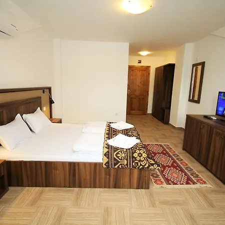 Mai Danube 3* Ieşelniţa