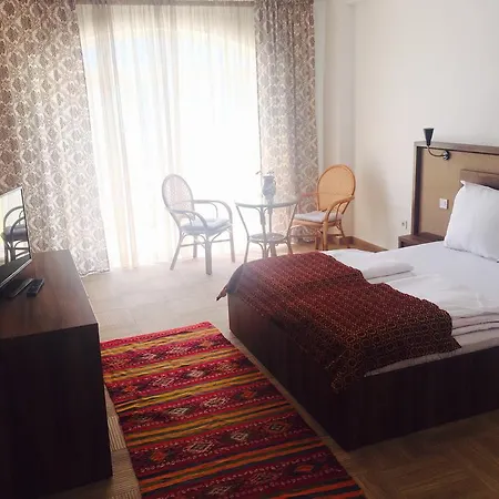 Gasthuis Mai Danube 3*