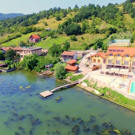 Mai Danube Ieşelniţa